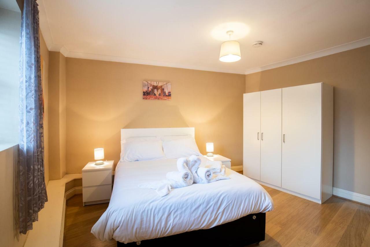스탠스테드마운트핏체트 Spacious 2Br Flat In Stansted 아파트 외부 사진