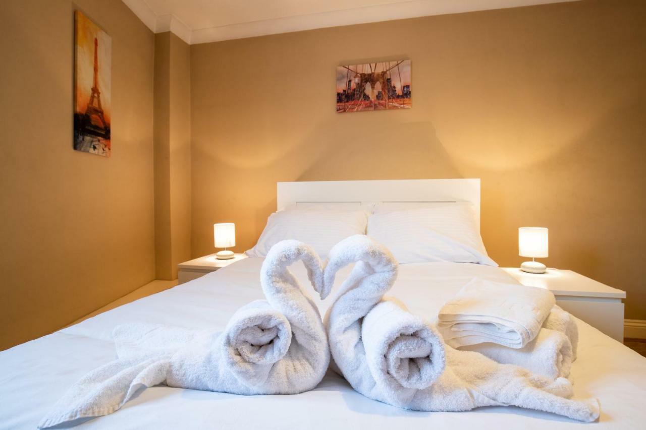 스탠스테드마운트핏체트 Spacious 2Br Flat In Stansted 아파트 외부 사진